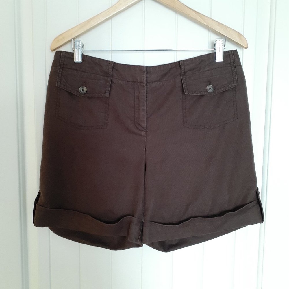 Ann Taylor Linen/Cotton Blend Cuff Shorts with Flap Pockets Brown Size 10